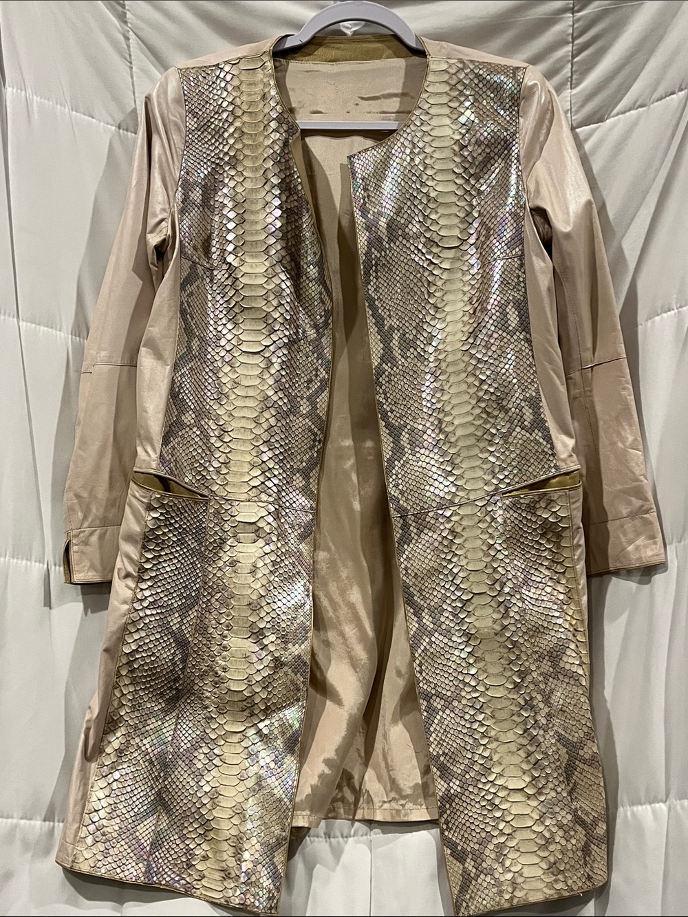 Vintage Algo Leather Blush Pink  and Iridescent Scales Duster EU 42